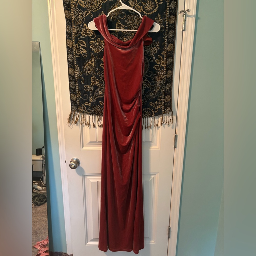 Elegant Red Evening Gown